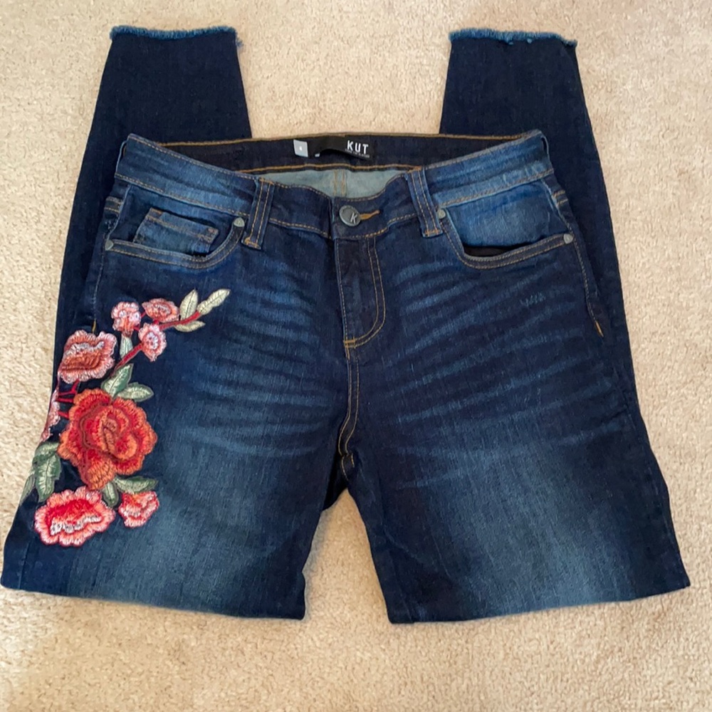 KUT From The Cloth Connie Jeans. Size 8. EUC